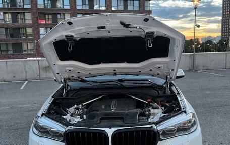 BMW X5, 2018 год, 4 050 000 рублей, 14 фотография