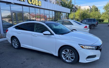 Honda Accord IX рестайлинг, 2017 год, 1 770 000 рублей, 3 фотография