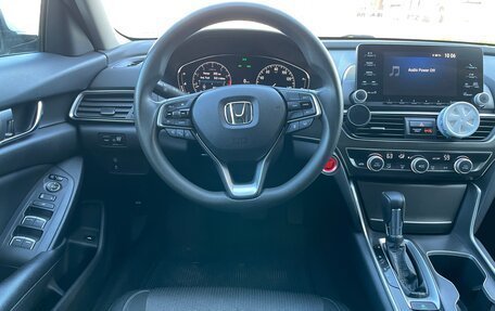 Honda Accord IX рестайлинг, 2017 год, 1 770 000 рублей, 14 фотография
