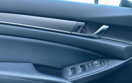 Honda Accord IX рестайлинг, 2017 год, 1 770 000 рублей, 16 фотография