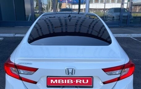 Honda Accord IX рестайлинг, 2017 год, 1 770 000 рублей, 8 фотография