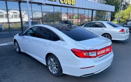 Honda Accord IX рестайлинг, 2017 год, 1 770 000 рублей, 10 фотография