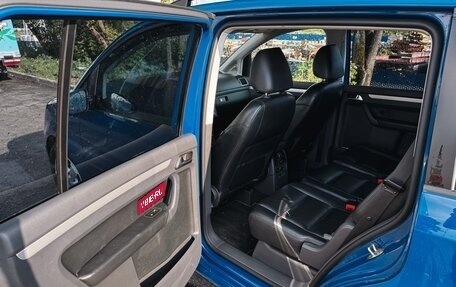 Volkswagen Touran III, 2012 год, 980 000 рублей, 7 фотография