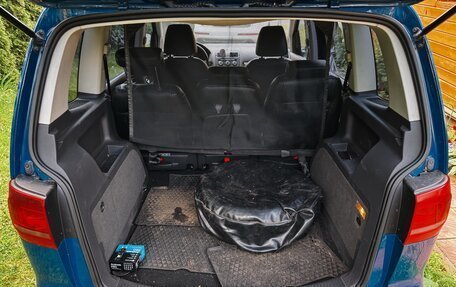 Volkswagen Touran III, 2012 год, 980 000 рублей, 11 фотография