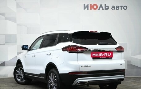 Geely Atlas, 2023 год, 2 400 000 рублей, 4 фотография