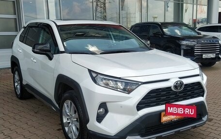 Toyota RAV4, 2023 год, 3 625 000 рублей, 4 фотография