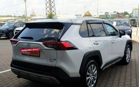 Toyota RAV4, 2023 год, 3 625 000 рублей, 3 фотография