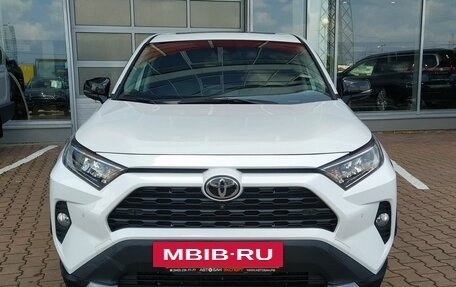 Toyota RAV4, 2023 год, 3 625 000 рублей, 2 фотография