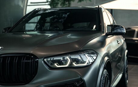 BMW X5 M, 2020 год, 9 290 000 рублей, 2 фотография