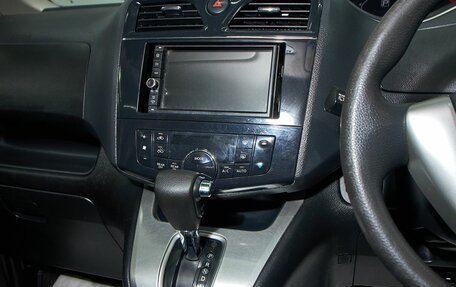 Nissan Serena IV, 2013 год, 1 299 000 рублей, 13 фотография