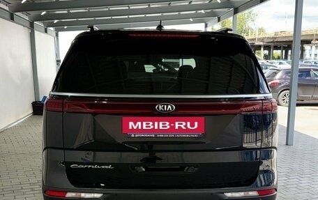 KIA Carnival, 2021 год, 3 500 000 рублей, 4 фотография