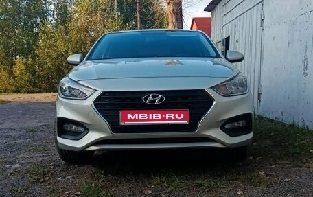 Hyundai Solaris II рестайлинг, 2019 год, 1 390 000 рублей, 1 фотография