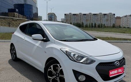 Hyundai i30 II рестайлинг, 2013 год, 975 000 рублей, 1 фотография