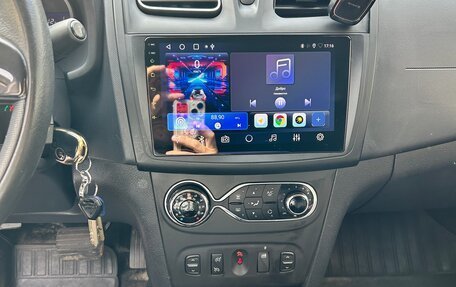 Renault Logan II, 2015 год, 750 000 рублей, 5 фотография
