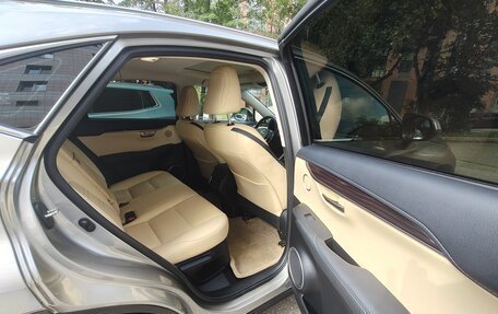 Lexus NX I, 2016 год, 2 850 000 рублей, 11 фотография