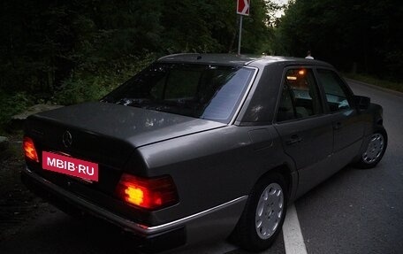 Mercedes-Benz W124, 1992 год, 350 000 рублей, 5 фотография