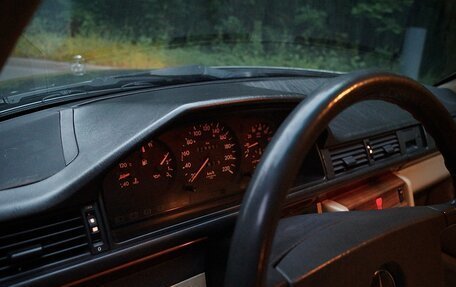 Mercedes-Benz W124, 1992 год, 350 000 рублей, 13 фотография