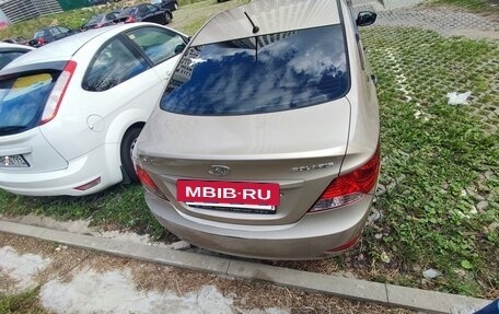 Hyundai Solaris II рестайлинг, 2013 год, 875 000 рублей, 6 фотография