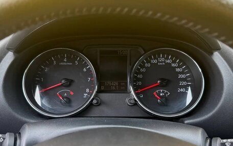 Nissan Qashqai, 2011 год, 1 050 000 рублей, 10 фотография