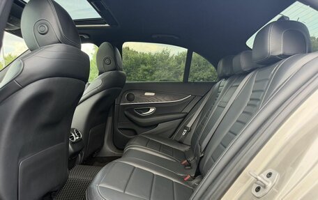 Mercedes-Benz E-Класс, 2021 год, 5 200 000 рублей, 32 фотография