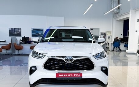 Toyota Highlander, 2026 год, 5 500 000 рублей, 2 фотография