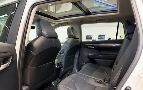 Toyota Highlander, 2026 год, 5 500 000 рублей, 29 фотография