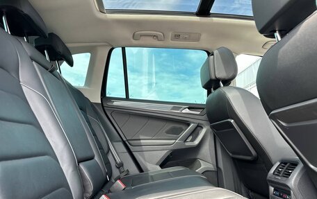 Volkswagen Tiguan II, 2018 год, 2 597 000 рублей, 4 фотография