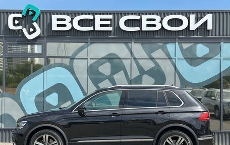 Volkswagen Tiguan II, 2018 год, 2 597 000 рублей, 9 фотография