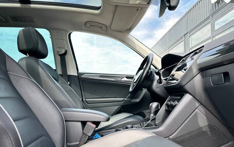 Volkswagen Tiguan II, 2018 год, 2 597 000 рублей, 7 фотография