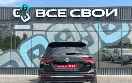 Volkswagen Tiguan II, 2018 год, 2 597 000 рублей, 6 фотография