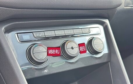 Volkswagen Tiguan II, 2018 год, 2 597 000 рублей, 18 фотография