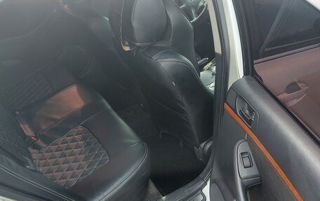 Toyota Avensis III рестайлинг, 2006 год, 760 000 рублей, 3 фотография