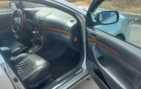 Toyota Avensis III рестайлинг, 2006 год, 760 000 рублей, 5 фотография