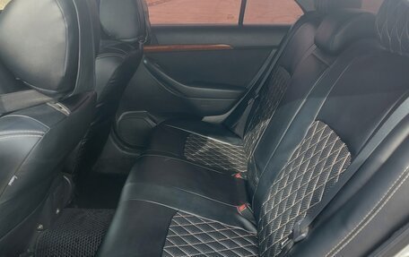 Toyota Avensis III рестайлинг, 2006 год, 760 000 рублей, 6 фотография