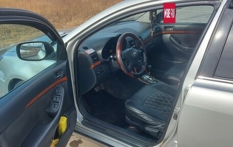 Toyota Avensis III рестайлинг, 2006 год, 760 000 рублей, 8 фотография