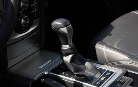 Toyota Land Cruiser Prado 150 рестайлинг 2, 2020 год, 5 100 000 рублей, 27 фотография