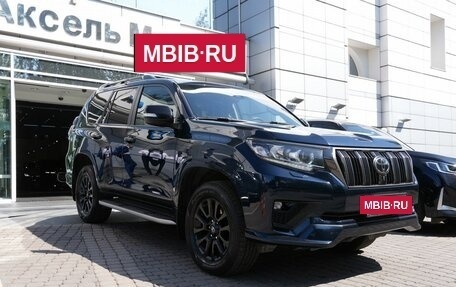 Toyota Land Cruiser Prado 150 рестайлинг 2, 2020 год, 5 100 000 рублей, 2 фотография