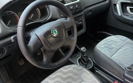 Skoda Fabia II, 2009 год, 520 000 рублей, 20 фотография