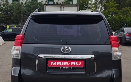 Toyota Land Cruiser Prado 150 рестайлинг 2, 2011 год, 2 500 000 рублей, 6 фотография