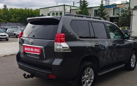 Toyota Land Cruiser Prado 150 рестайлинг 2, 2011 год, 2 500 000 рублей, 5 фотография