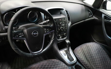 Opel Astra J, 2013 год, 712 000 рублей, 8 фотография