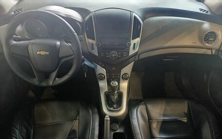 Chevrolet Cruze II, 2015 год, 699 000 рублей, 9 фотография