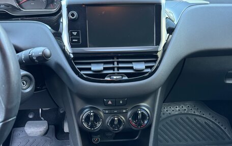 Peugeot 208 II, 2013 год, 670 000 рублей, 9 фотография