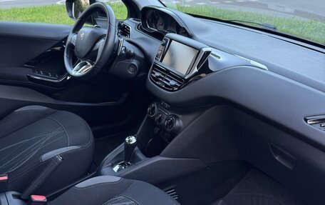 Peugeot 208 II, 2013 год, 670 000 рублей, 14 фотография