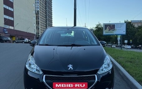 Peugeot 208 II, 2013 год, 670 000 рублей, 8 фотография