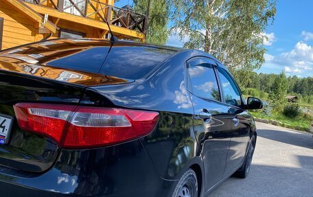 KIA Rio III рестайлинг, 2012 год, 780 000 рублей, 24 фотография