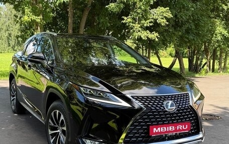 Lexus RX IV рестайлинг, 2019 год, 4 800 000 рублей, 2 фотография