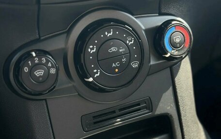 Ford Fiesta, 2016 год, 850 000 рублей, 11 фотография
