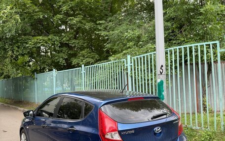 Hyundai Solaris II рестайлинг, 2012 год, 570 000 рублей, 3 фотография