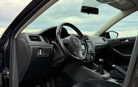 Volkswagen Jetta VI, 2014 год, 1 060 000 рублей, 7 фотография